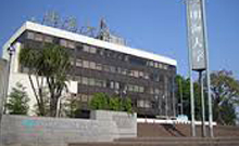 明海大学